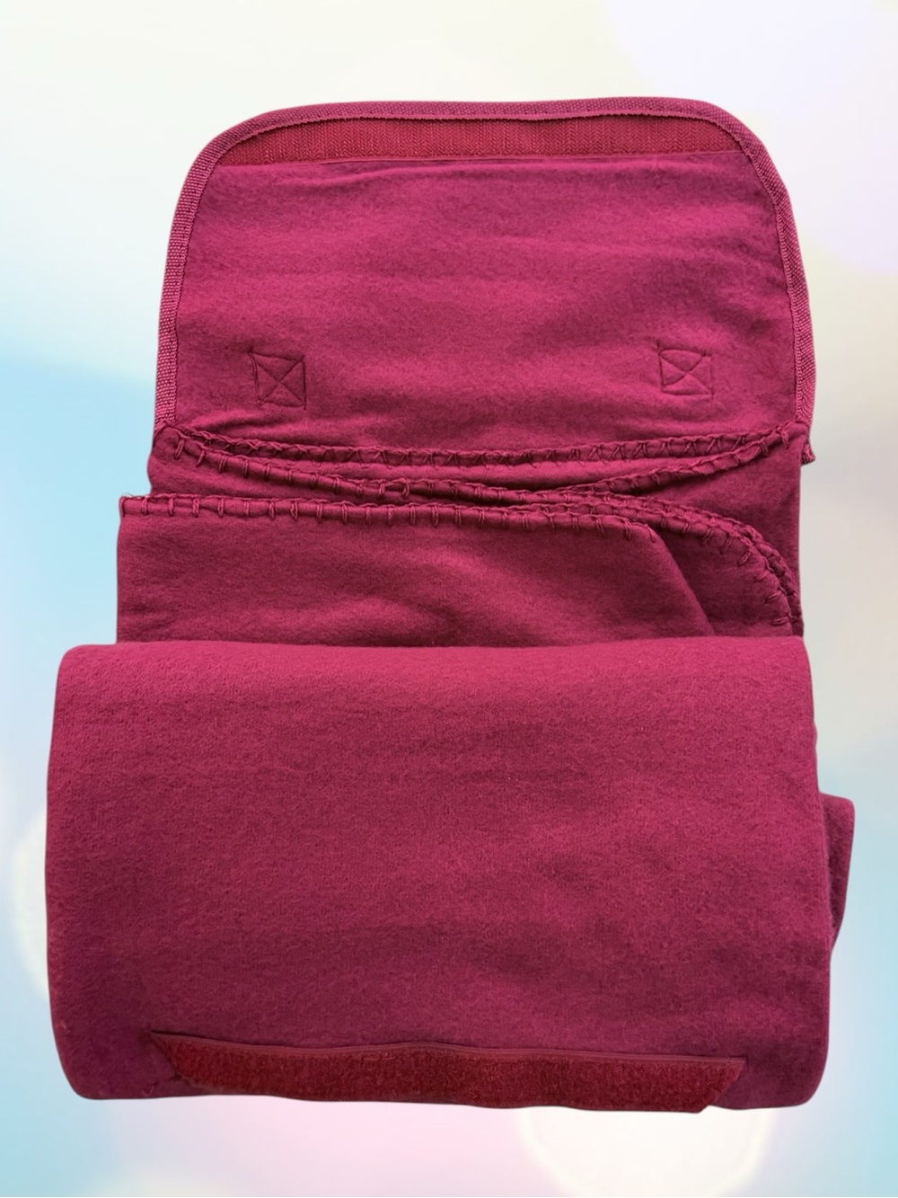 Magenta MOOG Branded Roll-Up Fleece Travel Picnic Blanket ~ 54”x45” - Picture 2 of 4
